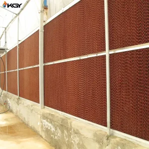 تجهیز گلخانه مدرن به سیستمهای گرمایش، سرمایش و تهویه