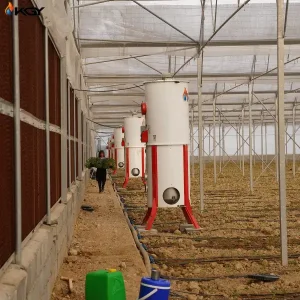 تجهیز گلخانه آقای حسینی در خرامه به سیستمهای گرمایش و تهویه