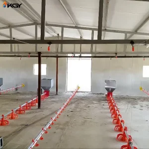 پروژه اجرایی دانخوری و آبخوری برای مرغداری در زاهدان توسط کولاک گستر یزد