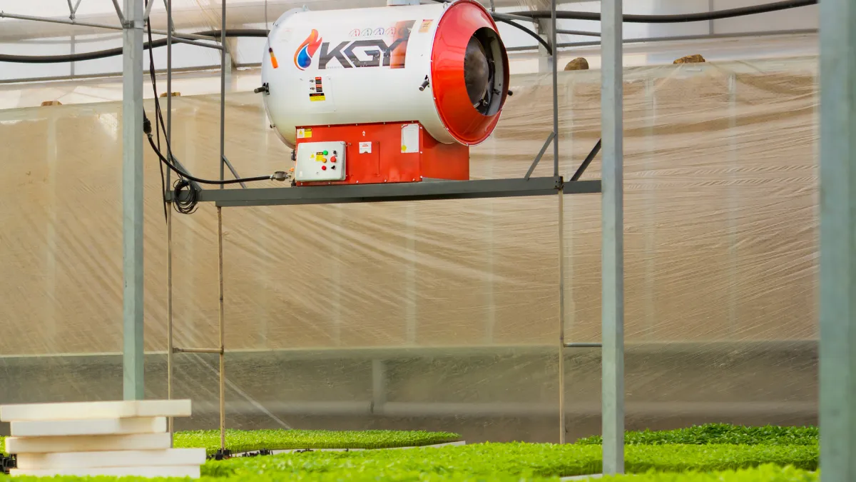 راهنمای جامع خرید بخاری صنعتی | انتخاب هوشمندانه برای فضای کاری 4 بخاری صنعتی فن دار