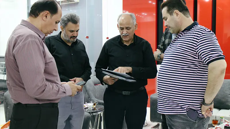 کولاک گستر یزد گواهی استاندارد جدید دریافت کرد؛ تایید کیفیت در بازدید کارشناس اداره استاندارد